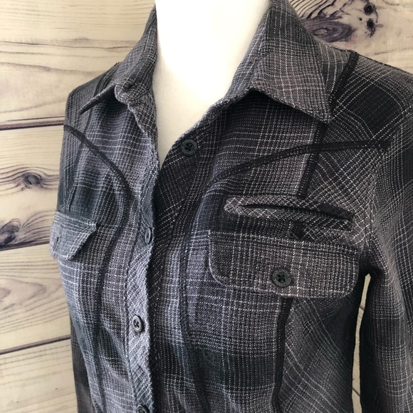 Columbia Black & Grey Plaid Flannel Button Down Shirt Size Small - Picture 3 of 5